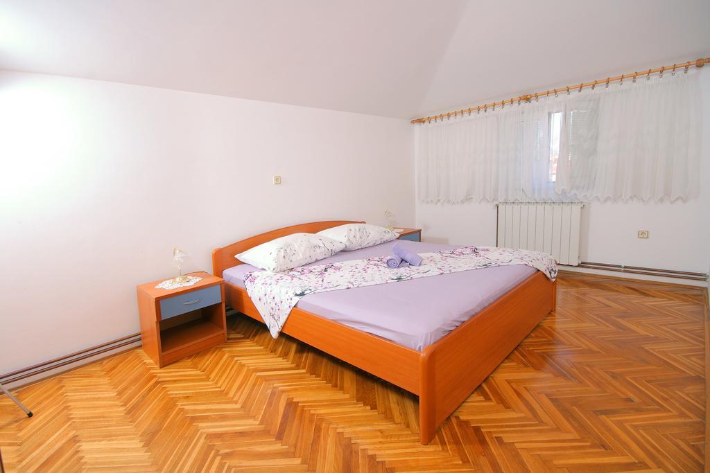 Apartments Daniela Trogir Buitenkant foto